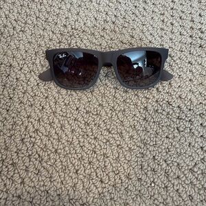 Justin Classic Ray-Ban Black Sunglasses